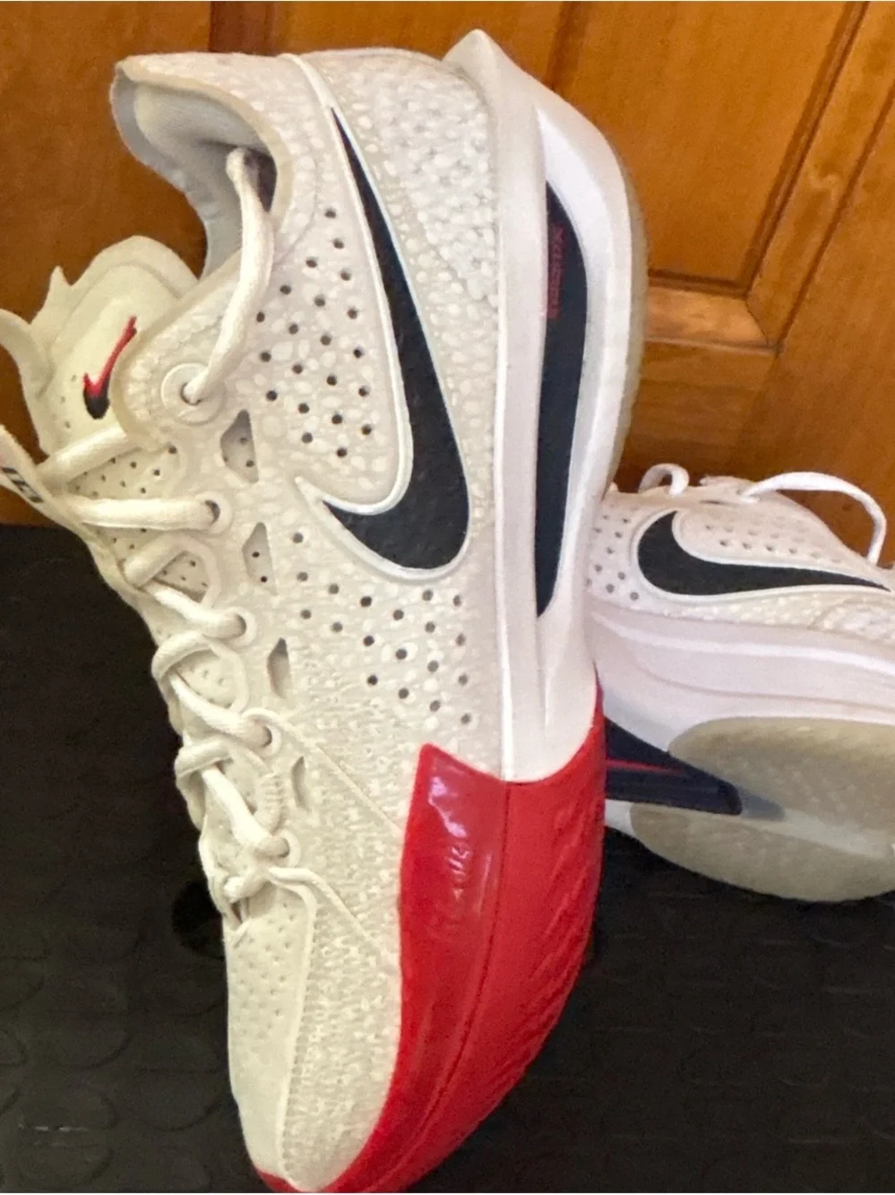Nike Women's White, Blue & Red Athletic Shoes
